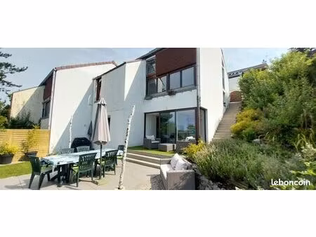 maison de 140 m² habitables 4 chambres
