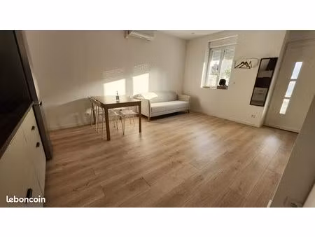 maison meublée climatisée terrasse 2 grandes suites avec 2 sdb 75m2