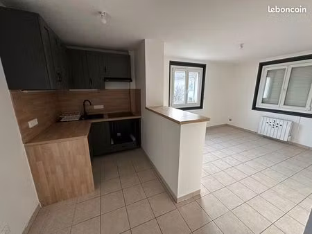 appartement 3 pièces 50 m²