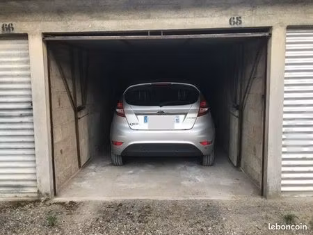 garage a louer