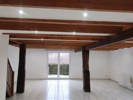 maison à louer : crézilles