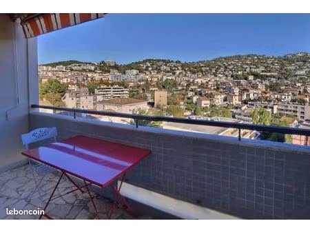 studio à louer quartier grande bretagne le cannet