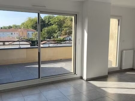 38230 chavanoz - appartement t3