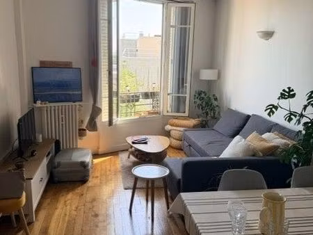 appartement t2 à louer à courbevoie - 1 310 cc
