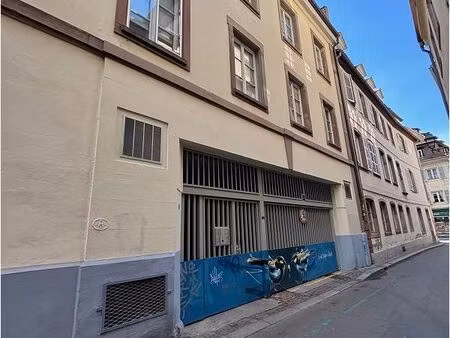 parking 12 m² strasbourg
