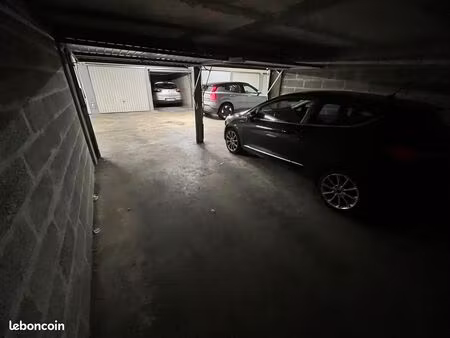 place de parking sous terrain ponsardin