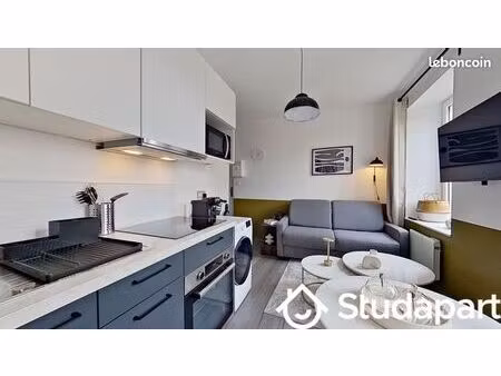 chambre 1 pièce 13 m²