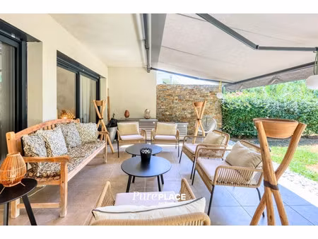 appartement de luxe à vendre à rayol-canadel-sur-mer