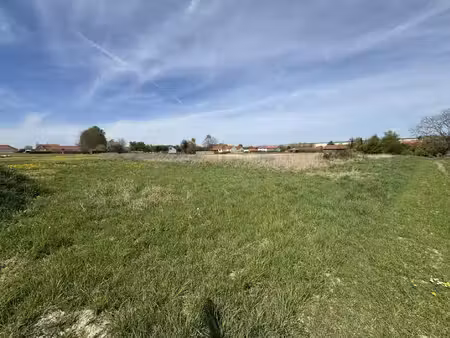 terrain constructible viabilisé à vendre