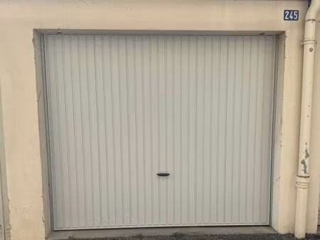 parking à louer
