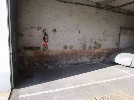 parking à louer
