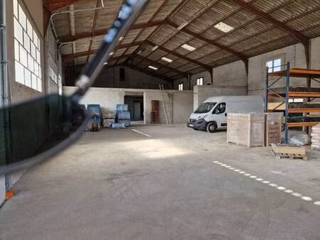 local commercial à louer