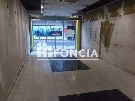 local commercial à louer