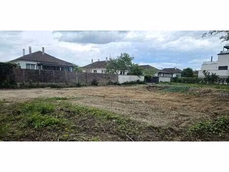 terrain constructible à vendre