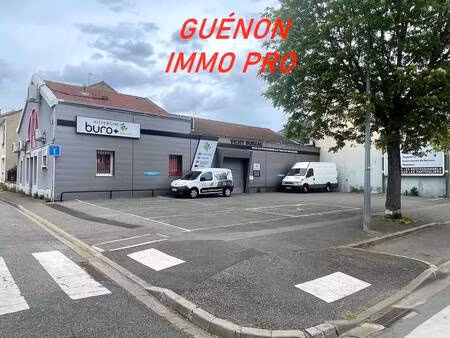 local commercial à louer