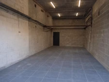 location parking 48 m² à saint-jean-bonnefonds (42650)  450 €