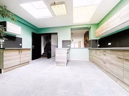 maison 3 chambres située proche de la gare de mouscron