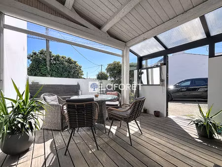 ensemble immobilier avec revenus locatifs. idéal investissement ou projet familial