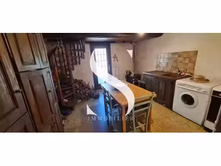 charmante maison de village 3 pièces avec cheminée à vendre