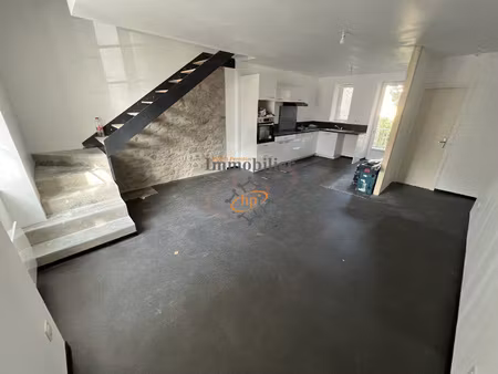 location appartement f4 duplex saint affrique  centre-ville 