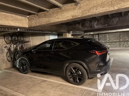 vente parking undefined m²