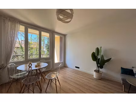 location appartement  49.6 m² t-2 à annemasse  1 295 €
