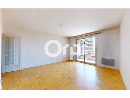appartement bron 80.47 m² t-3 à vendre  232 000 €