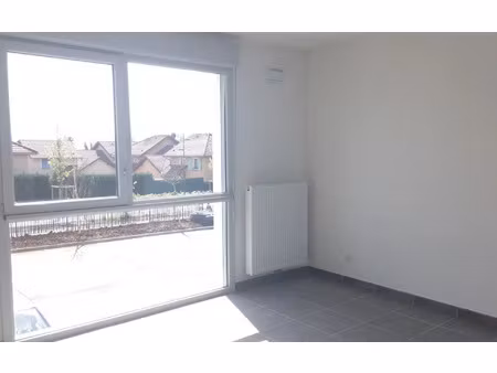 location appartement  43.46 m² t-2 à gex  1 059 €