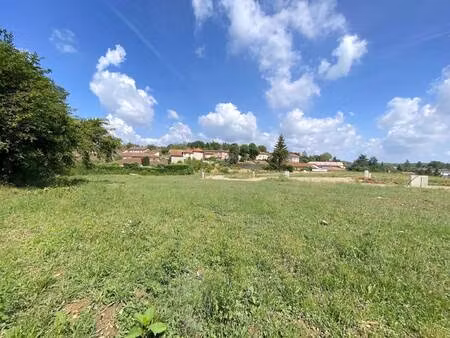 terrain constructible viabilisé à vendre
