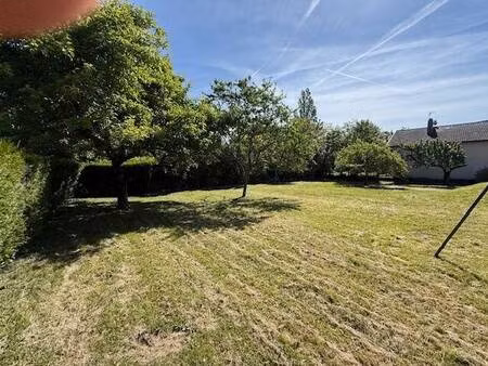 terrain constructible viabilisé à vendre