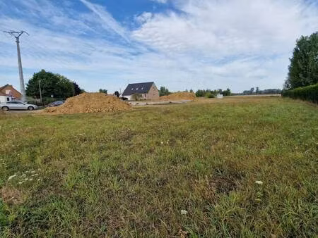 terrain constructible viabilisé à vendre
