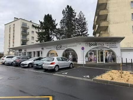 local commercial à vendre