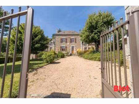 château à vendre