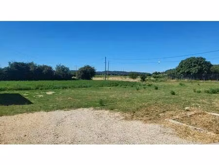 terrain constructible viabilisé à vendre