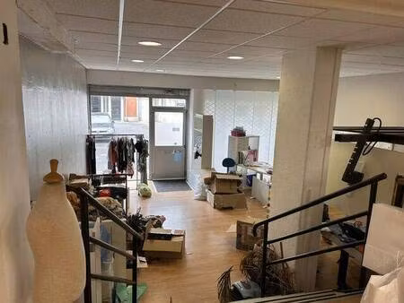 local commercial à louer