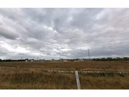 terrain constructible viabilisé à vendre