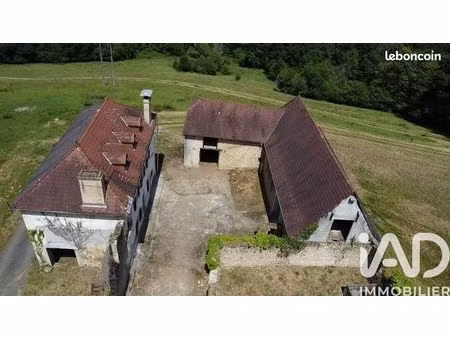 maison 2 pièces 138 m²