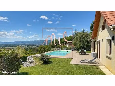 maison 5 pièces 153 m²