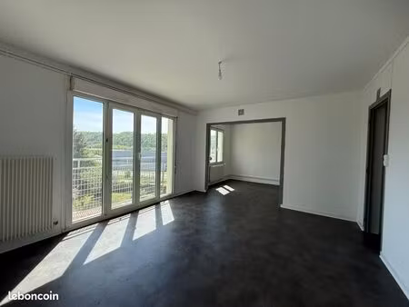 appartement 3 pièces 67 m²