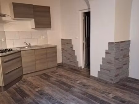 loue appartement à saint germain lembron