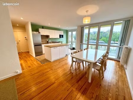 appartement 4 pièces 81 m²