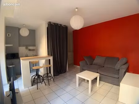esquirol/st-rome - studio meublé 630