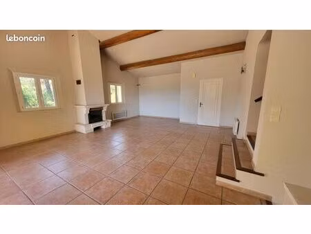 maison 2 pièces 131 m²
