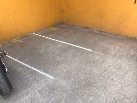 place parking moto