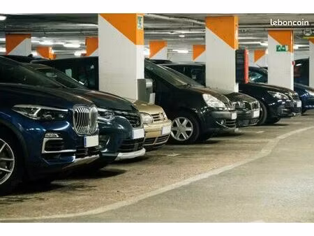 parking/box 12 m² paris