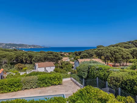 villa de luxe à vendre dans le quartier ville-les saquedes-le bouillonnet