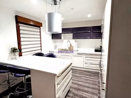 triplex 4 pièces 83 m²