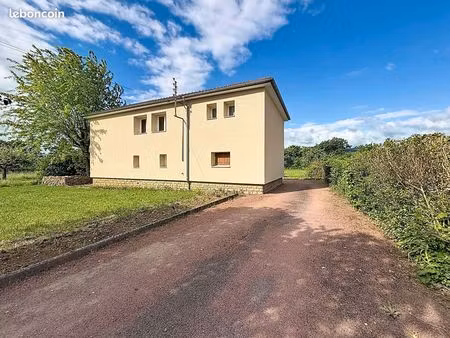 maison 4 pièces 136 m²