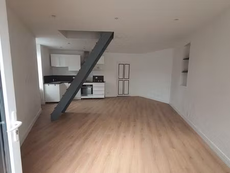 maison t2 à louer à soudan