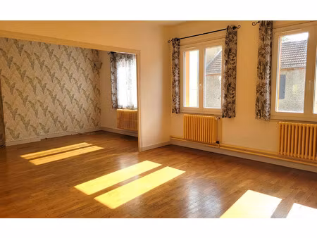 location appartement  m² t-3 à le creusot  540 €